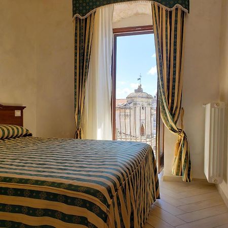 Rooms Dimora Arco - Affitti Brevi Italia Monte SantʼAngelo Exteriör bild