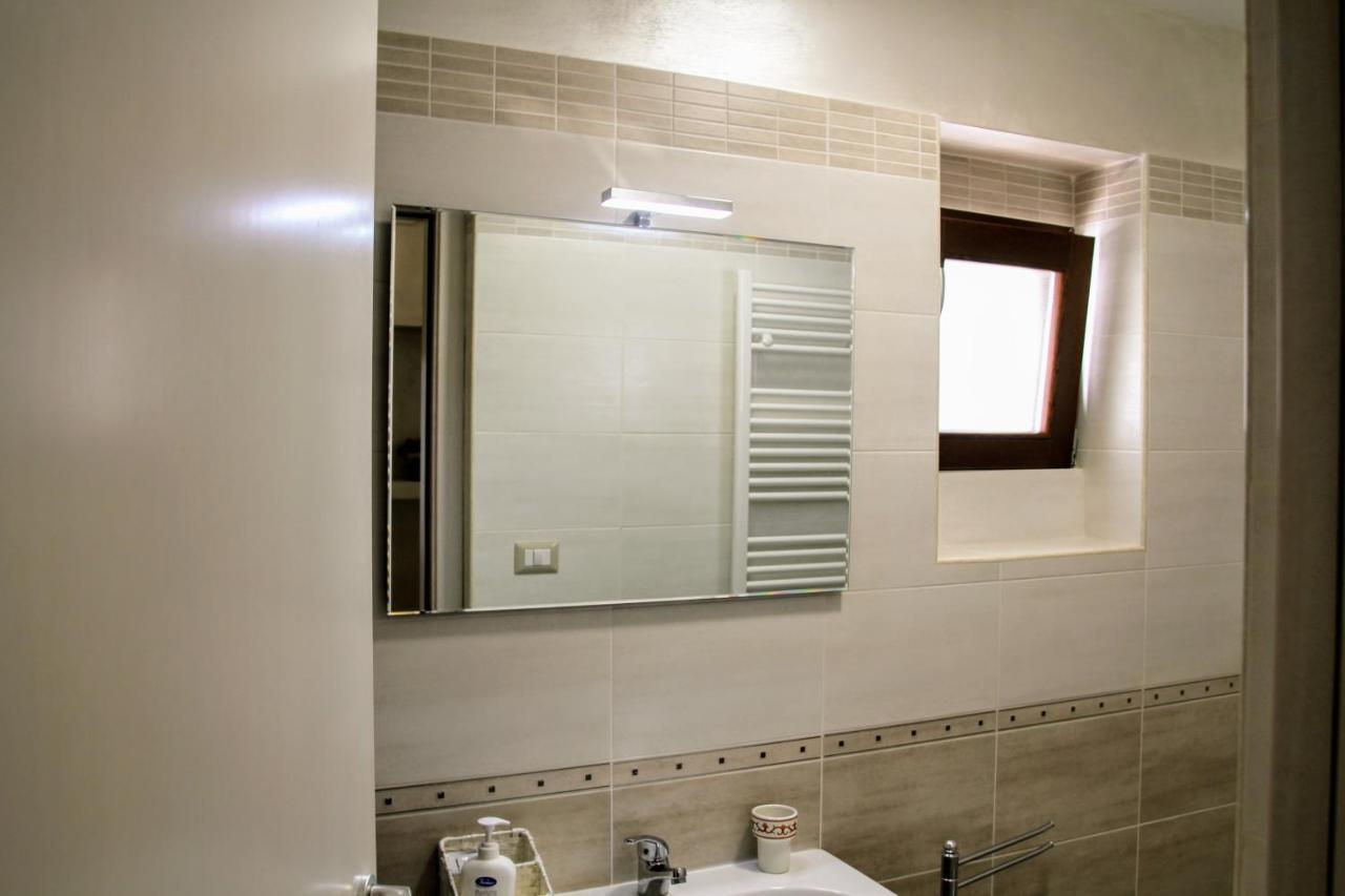 Rooms Dimora Arco - Affitti Brevi Italia Monte SantʼAngelo Exteriör bild