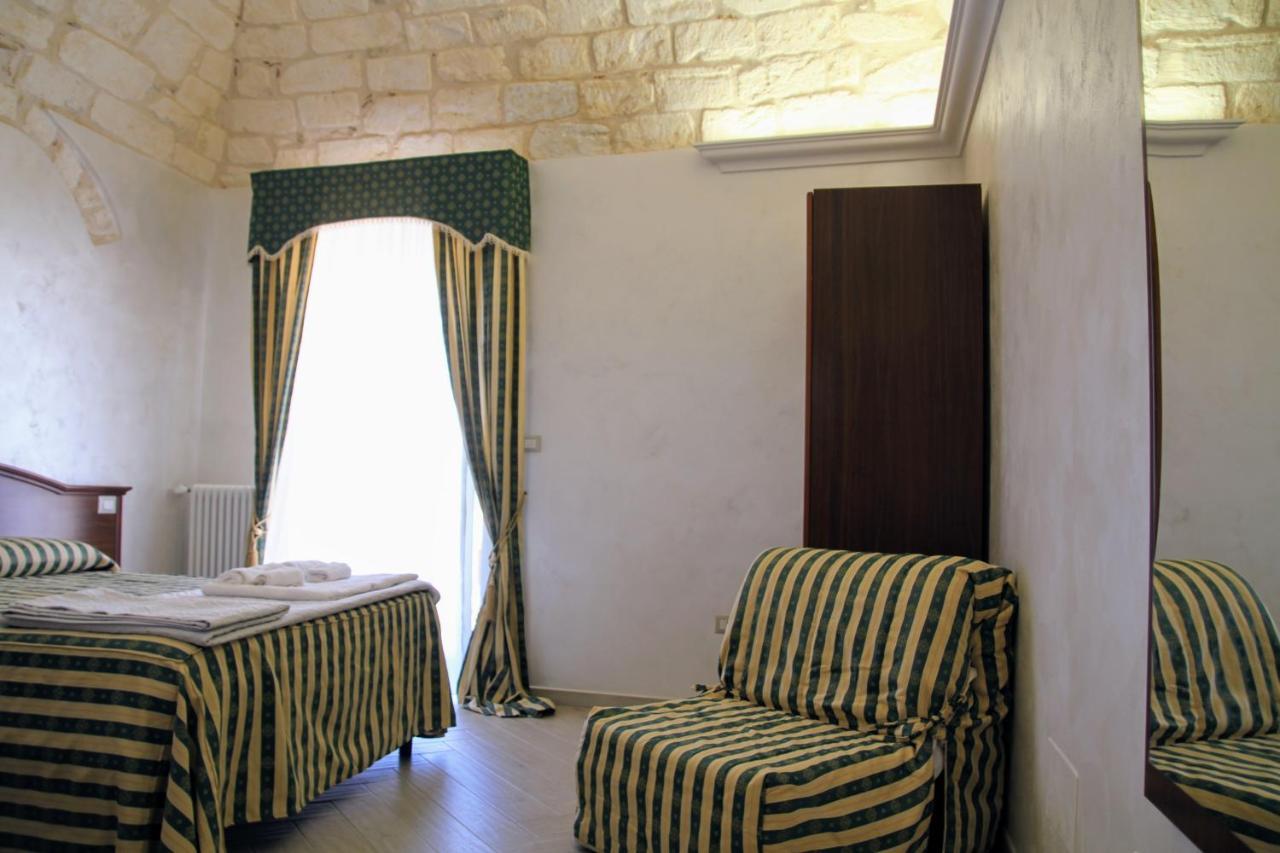 Rooms Dimora Arco - Affitti Brevi Italia Monte SantʼAngelo Exteriör bild