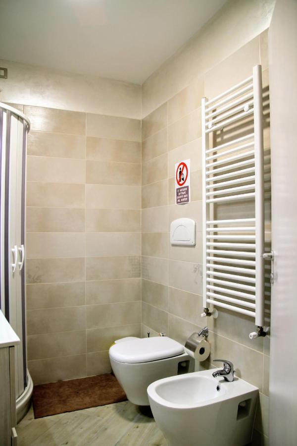 Rooms Dimora Arco - Affitti Brevi Italia Monte SantʼAngelo Exteriör bild